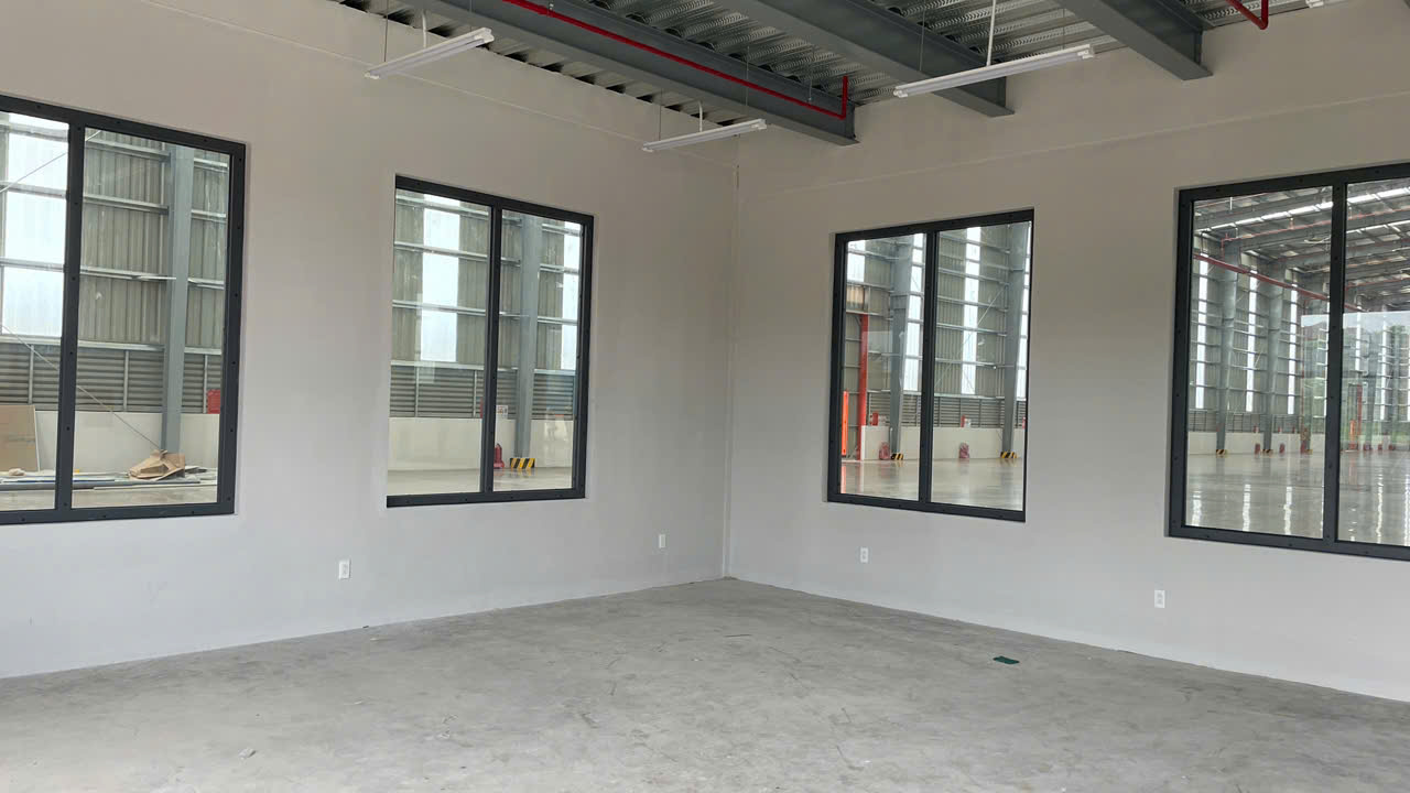 Khảo s&aacute;t & vận chuyển k&iacute;nh tấm an to&agrave;n